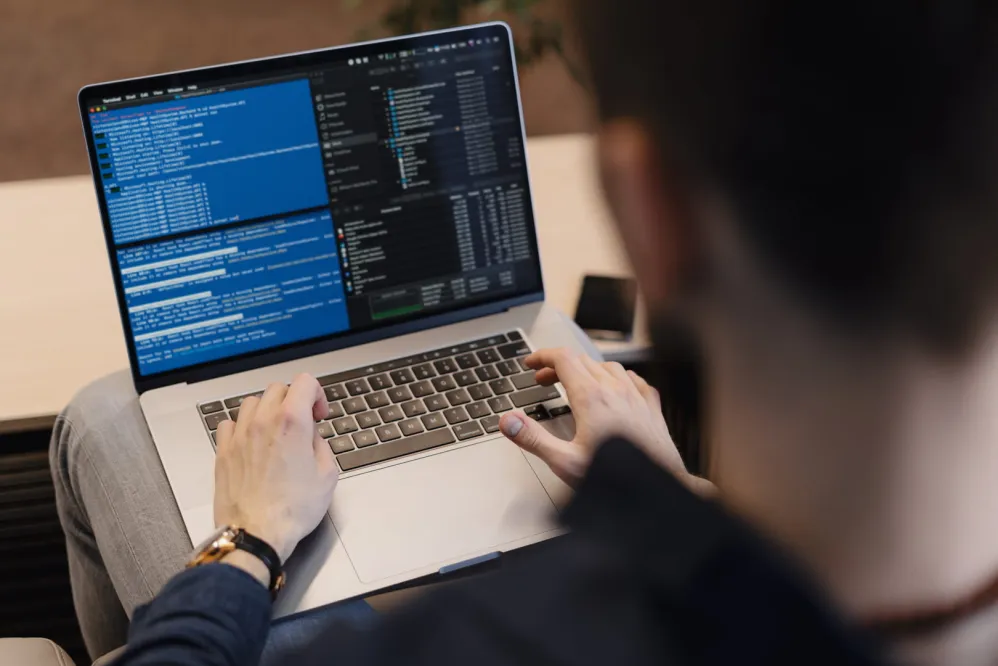 Programátor React proč používat react